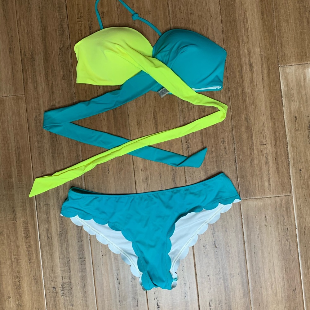 Pink brand neon scalloped bottom bikini
